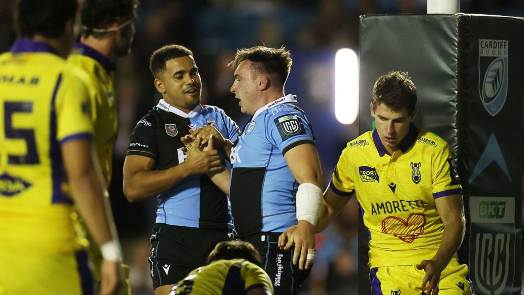 Cardiff seal bonus-point victory against Zebre Taine Basham celebrates his try