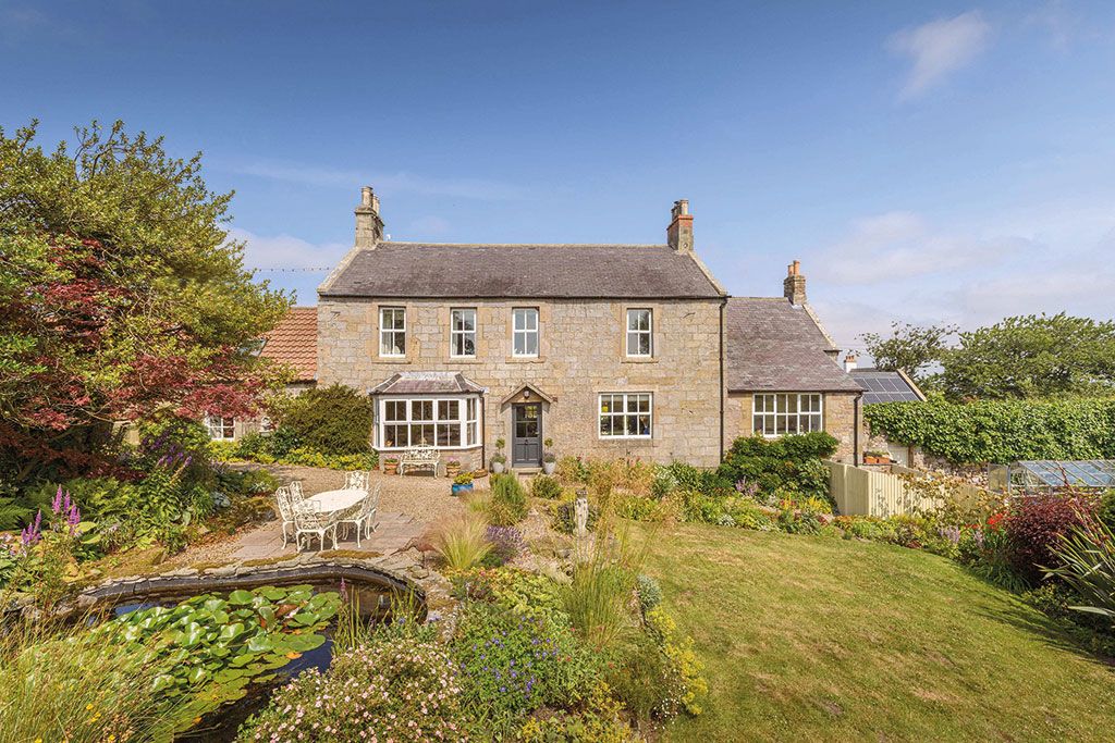 Houses for sale with stables: Warenton Farm, Belford, Northumberland