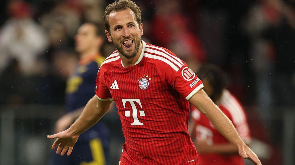 Harry Kane celebrates Bayern Munich goal against Arsenal