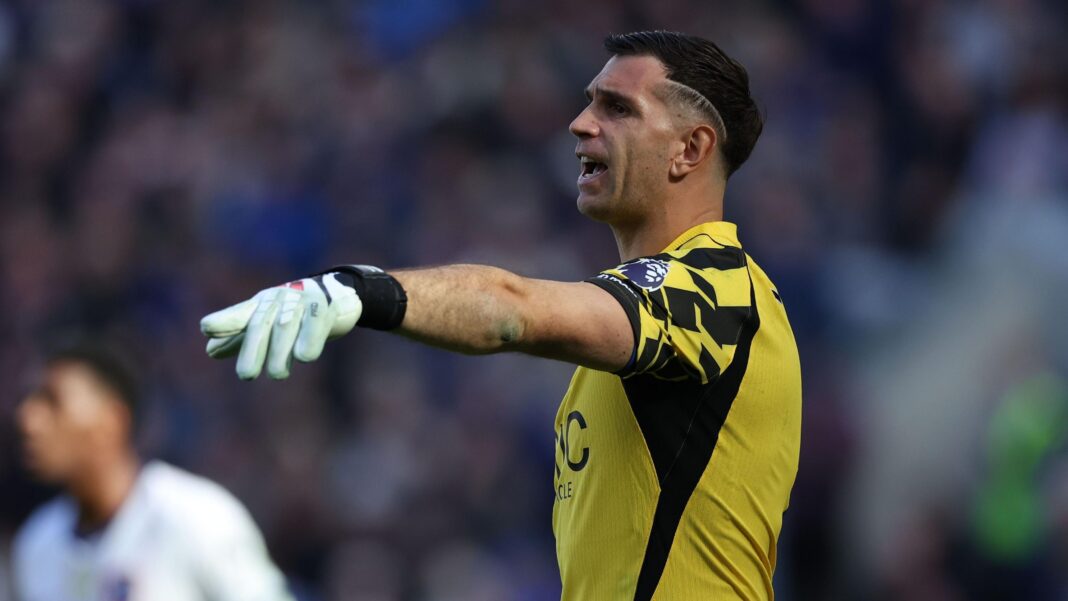 Chelsea goalkeeper Emiliano Martinez points