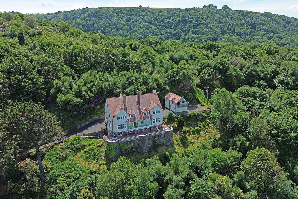 8 of the best houses for sale in elevated locations Houses for sale in elevated locations: The Beacon, Countisbury Hill, Lynmouth, Devon
