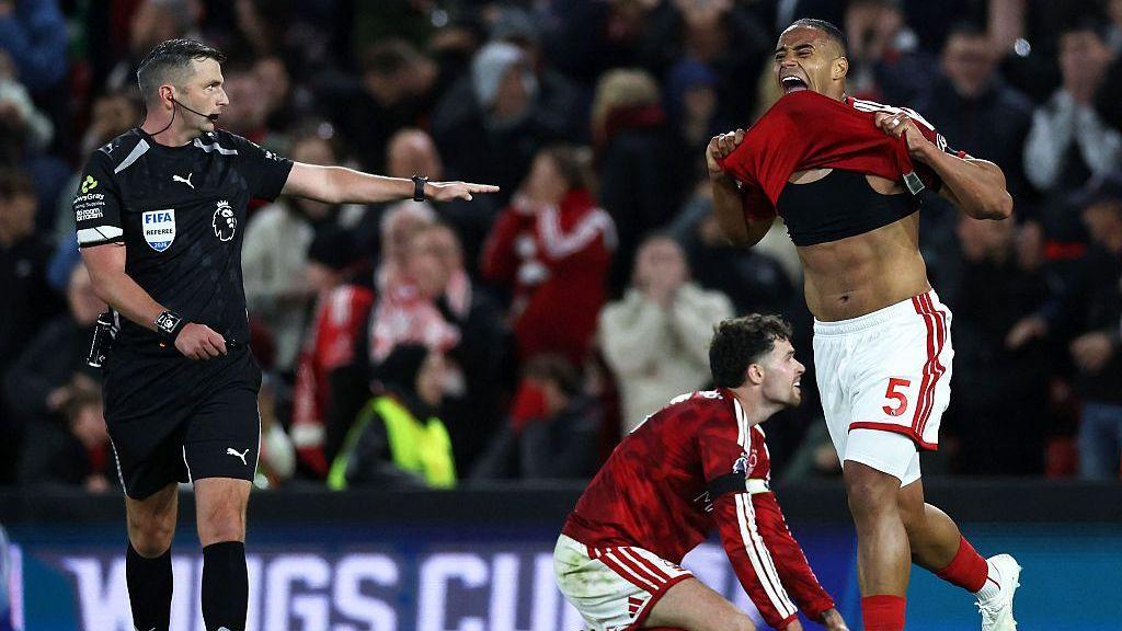 Murillo reacts after missing a chance