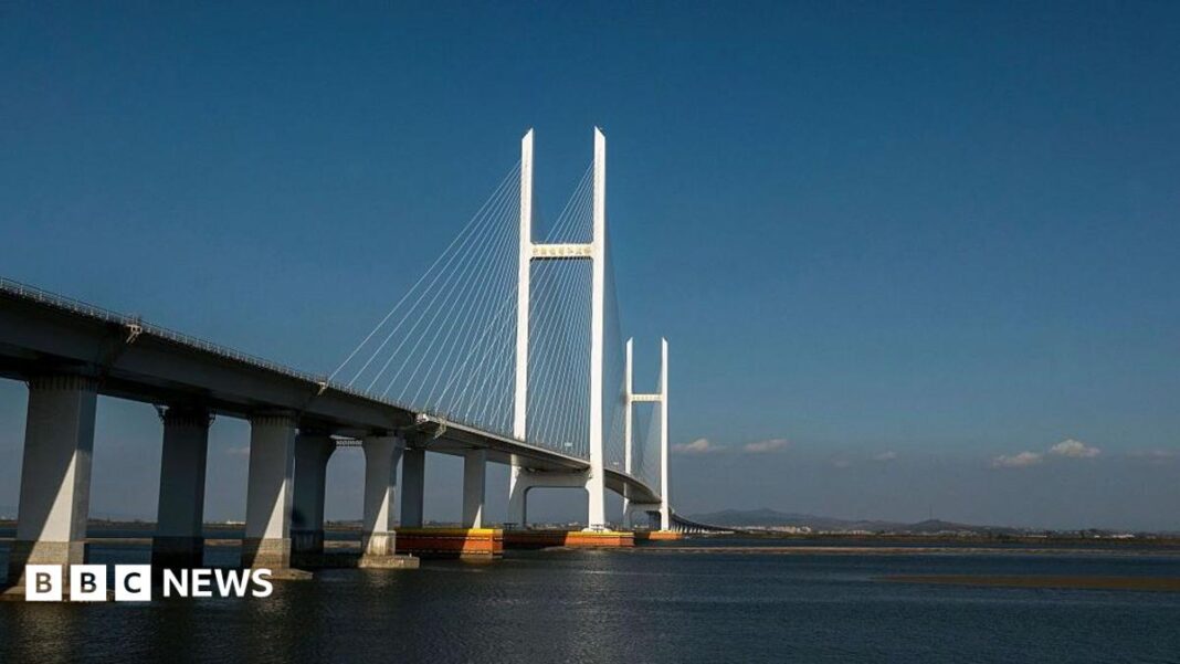 North Korea and China open new bridge after 12-year delay North Korea and China open new bridge after 12-year delay