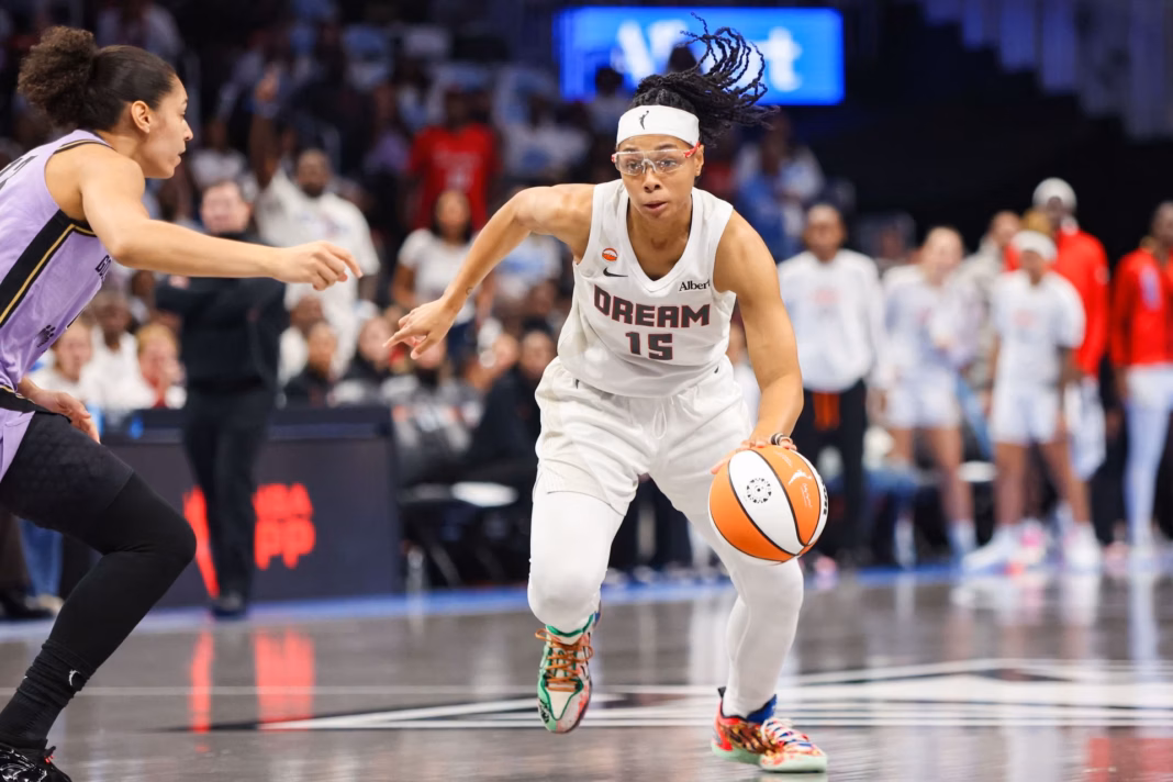 “She was channeling her inner Sophie” – WNBA Fans Go Wild As Allisha Gray Hits Valkyries With Sophie Cunningham’s Finger Point Gesture “She was channeling her inner Sophie” – WNBA Fans Go Wild As Allisha Gray Hits Valkyries With Sophie Cunningham’s Finger Point Gesture