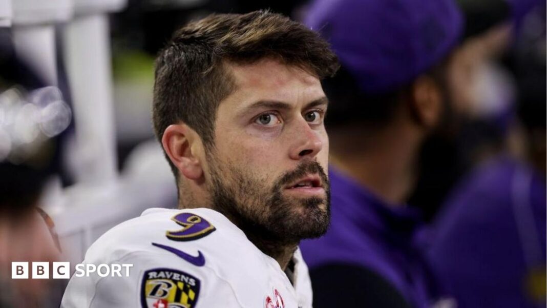 Chiefs coach defends decision to sign kicker Tucker Chiefs coach defends decision to sign kicker Tucker