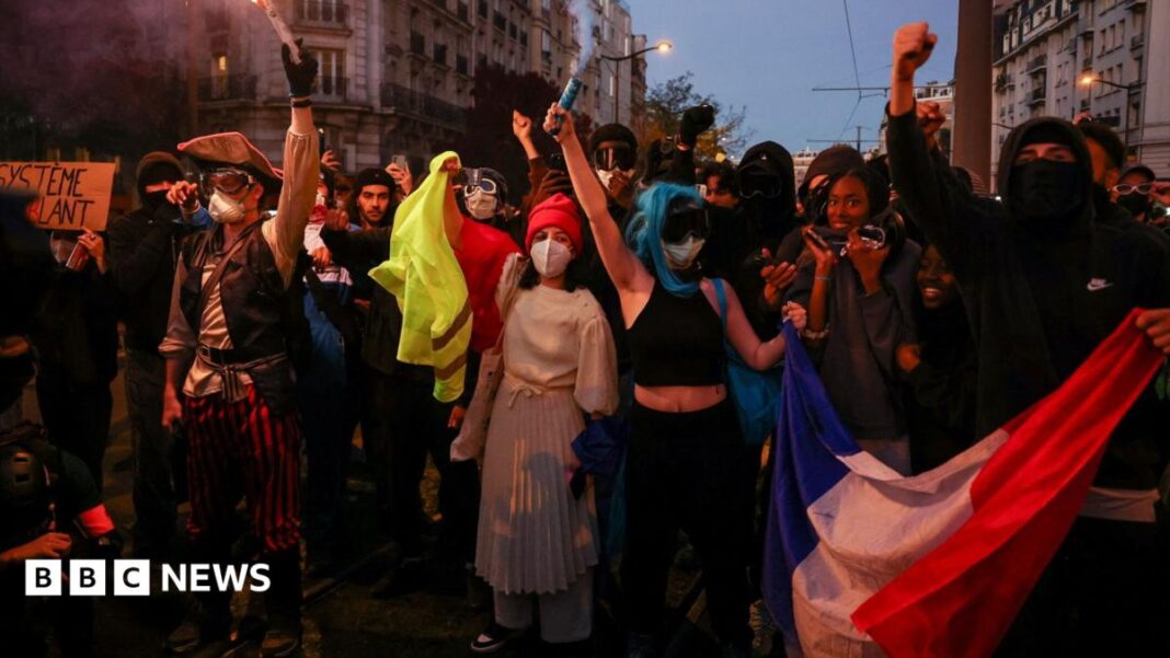 Thousands demonstrate in Paris as protests spread across Europe image