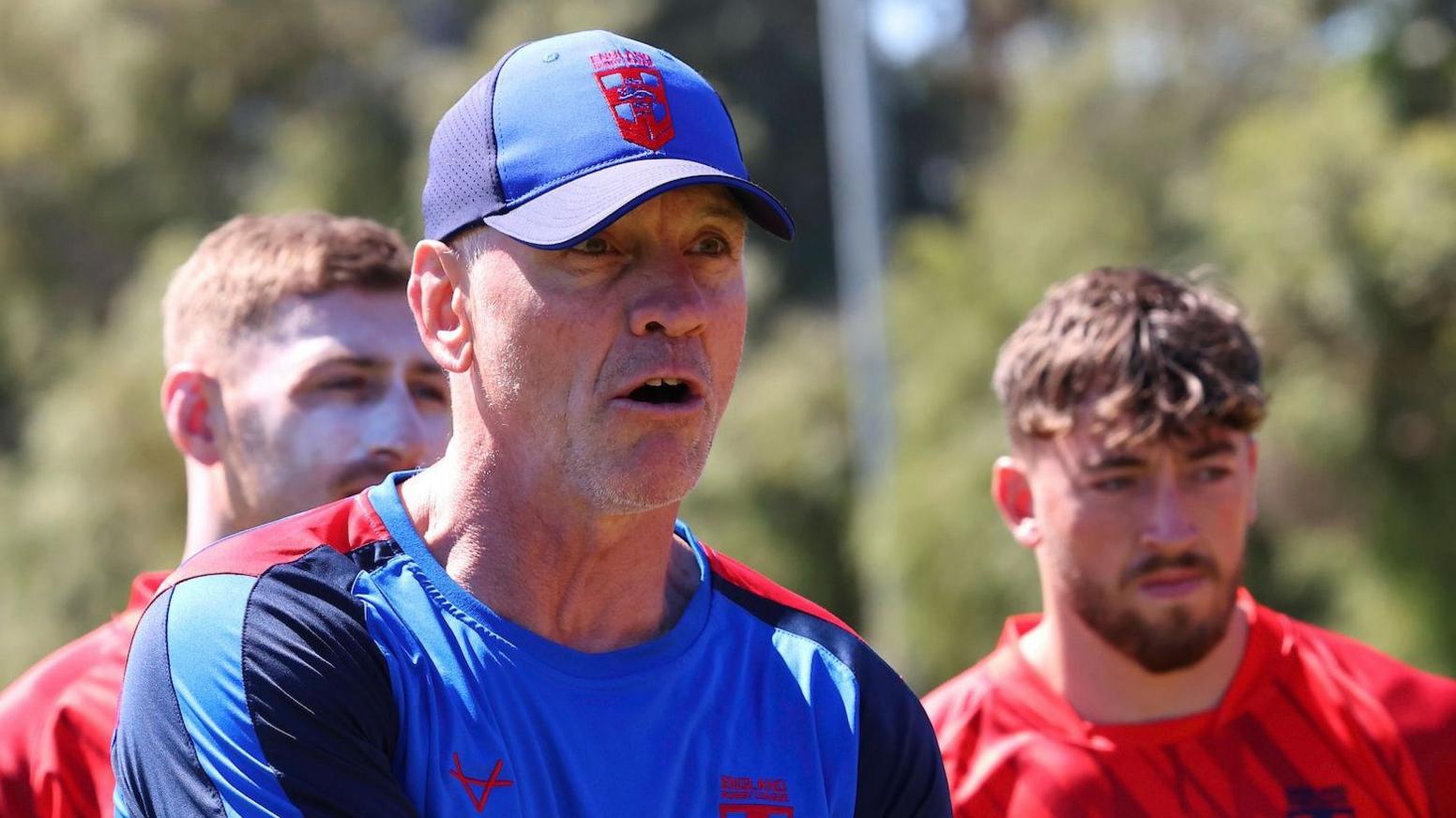 Brian McDermott talks to England players