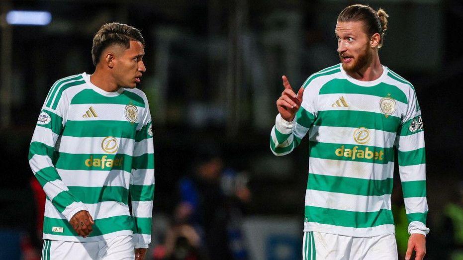 Celtic attackers Camilo Duran and Kasper Hogh
