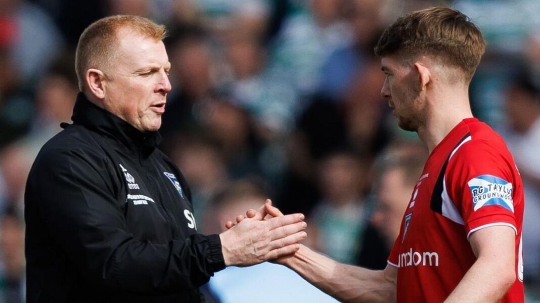 Dunfermline Athletic manager Neil Lennon with Robbie Fraser