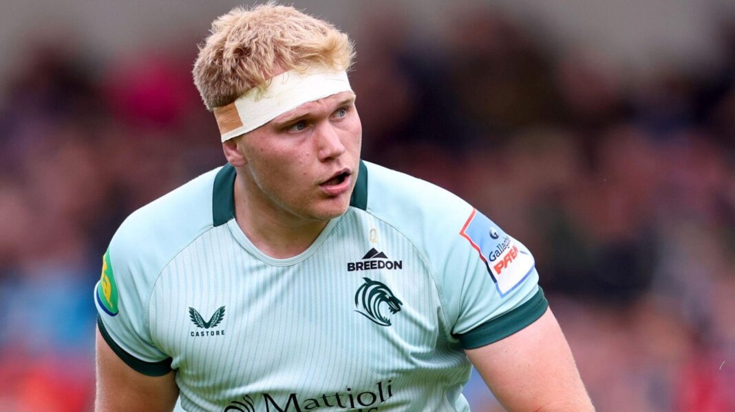 Prop Van der Flier signs new Tigers contract Archie van der Flier in action for Leicester Tigers