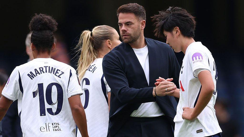 Martin Ho with Tottenham players