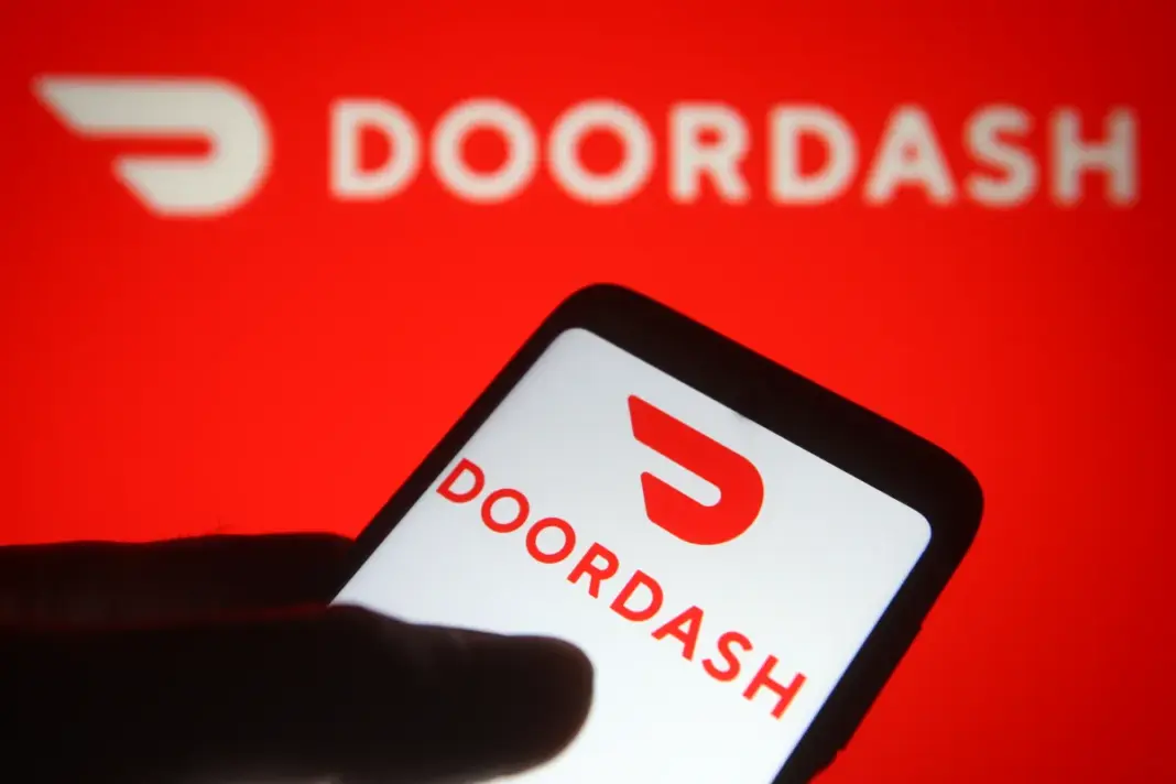 DoorDash to acquire Instacart for $17B image