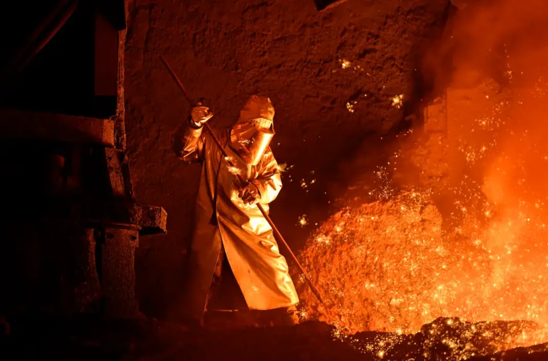 Helix Carbon says it can make iron cheaper by recycling blast furnace pollution image