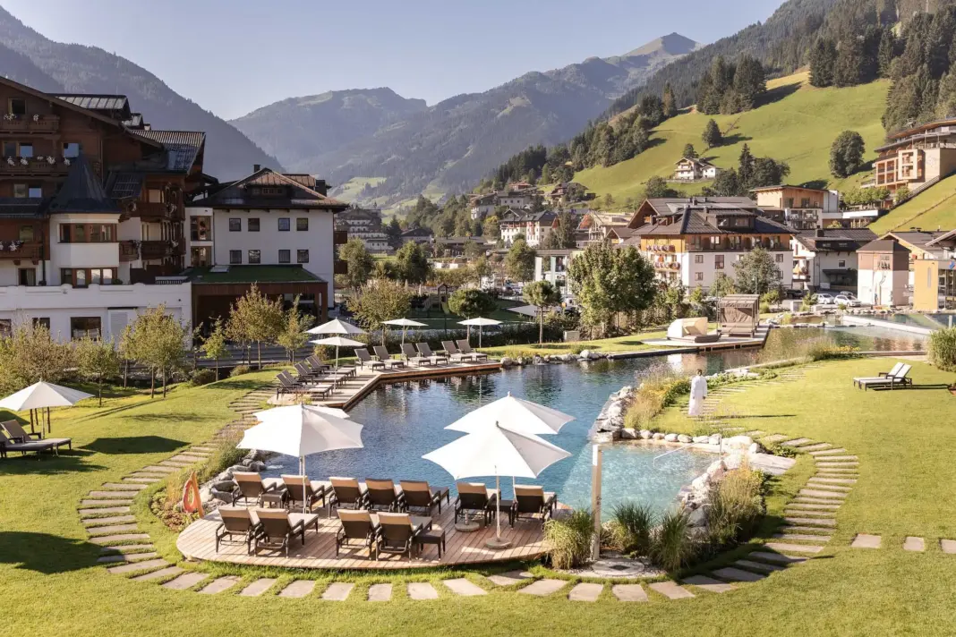 The Best Spas in the US & Around the World: 2026 Readers’ Choice Awards Nesslerhof garten naturschwimmteich web