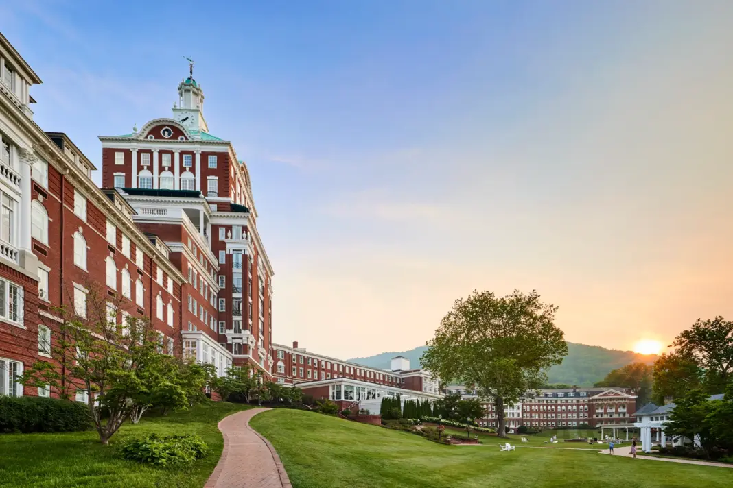20 Best Southern Resorts 2026: Readers’ Choice Awards Omni homestead 46646 homrst the omni homestead resort 2023 summer side exterior