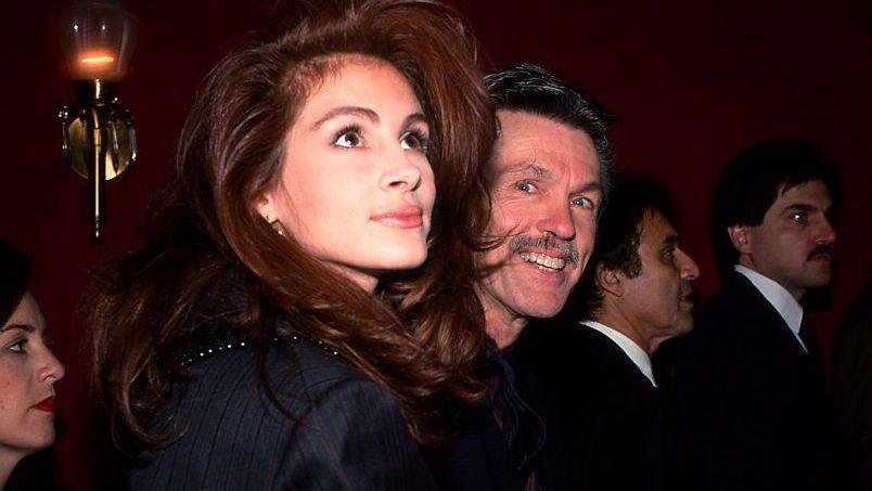 Julia Roberts and Tom Skerritt attend the premiere of "Steel Magnolias" at the Ziegfeld Theatre in New York City on November 5, 1989.