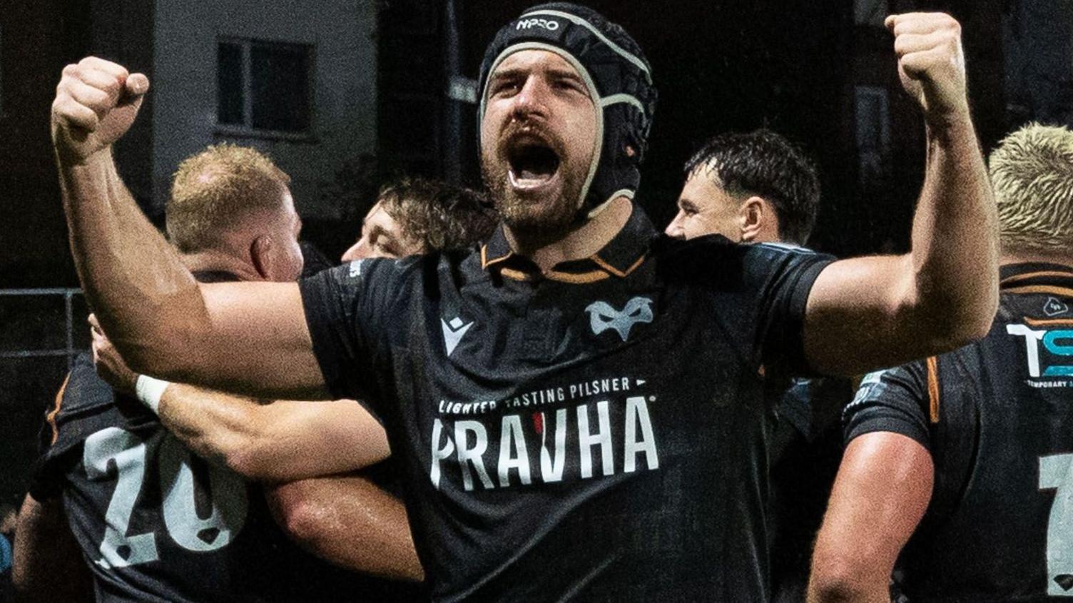 Morgan Morris celebrates an Ospreys try against Dragons
