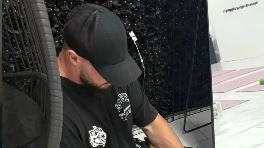 BREAKING: Blockbuster AEW Return After 403 Days; PAC Honored By Forgotten Powerhouse BREAKING: Blockbuster AEW Return After 403 Days; PAC Honored By Forgotten Powerhouse