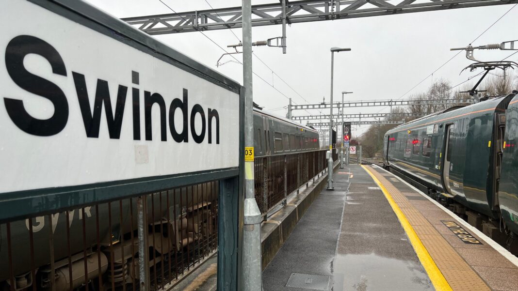Why ‘cool kids’ won’t let Swindon in Thames Valley Swindon railway station. A sign reading "Swindon" is on the left of the image and a train can be seen stopped at a platform on the right.