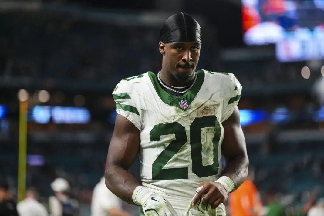 Breece Hall injury update: Jets HC Aaron Glenn delivers major bad news about star RB ahead of Bears clash Breece Hall injury update: Jets HC Aaron Glenn delivers major bad news about star RB ahead of Bears clash