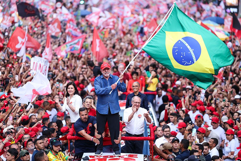Brazilian stocks suffer ‘Black Monday’ as Lula wins image