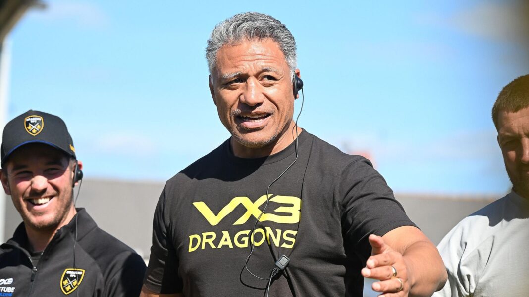 Dragons trio continuing Gwent’s Tongan tradition Head coach Filo Tiatia addresses the Dragons squad