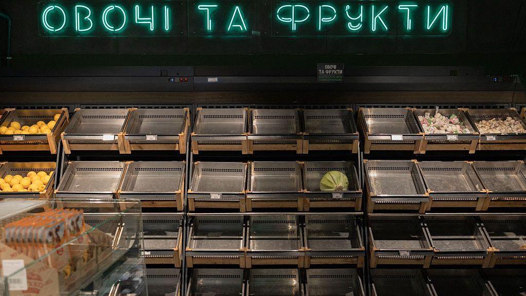 Nearly empty fruit and vegetable shelves at a supermarket, in Kyiv, on August 31, 2026
