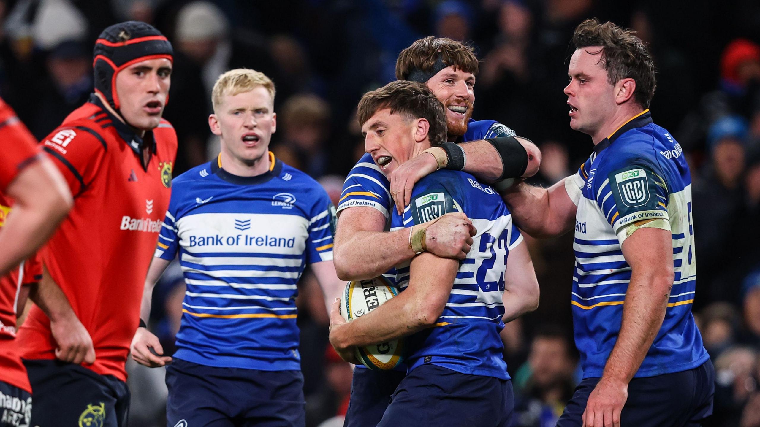 Leinster celebrate Charlie Tector's try