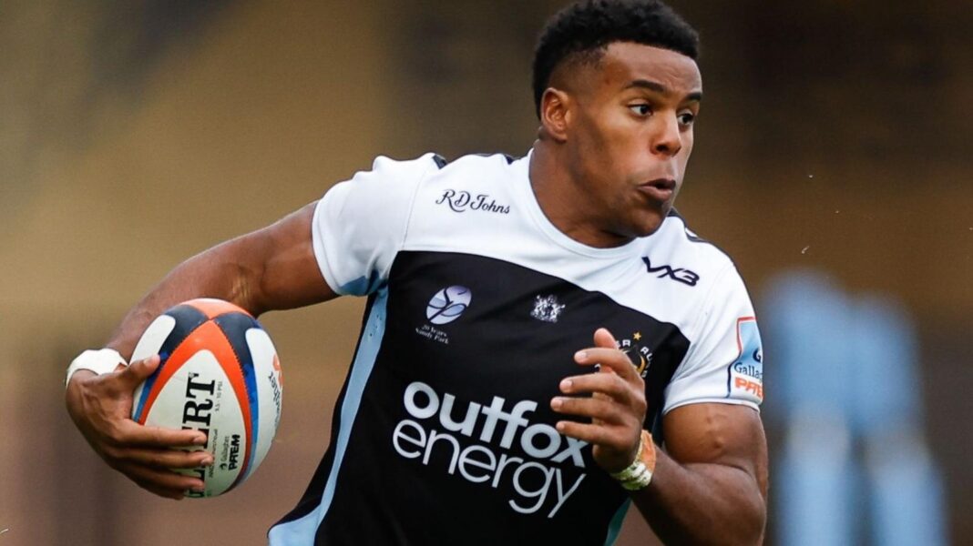 Exeter examine extent of Feyi-Waboso injury Immanuel Feyi-Waboso carries the ball under his right arm as he makes a break for Exeter