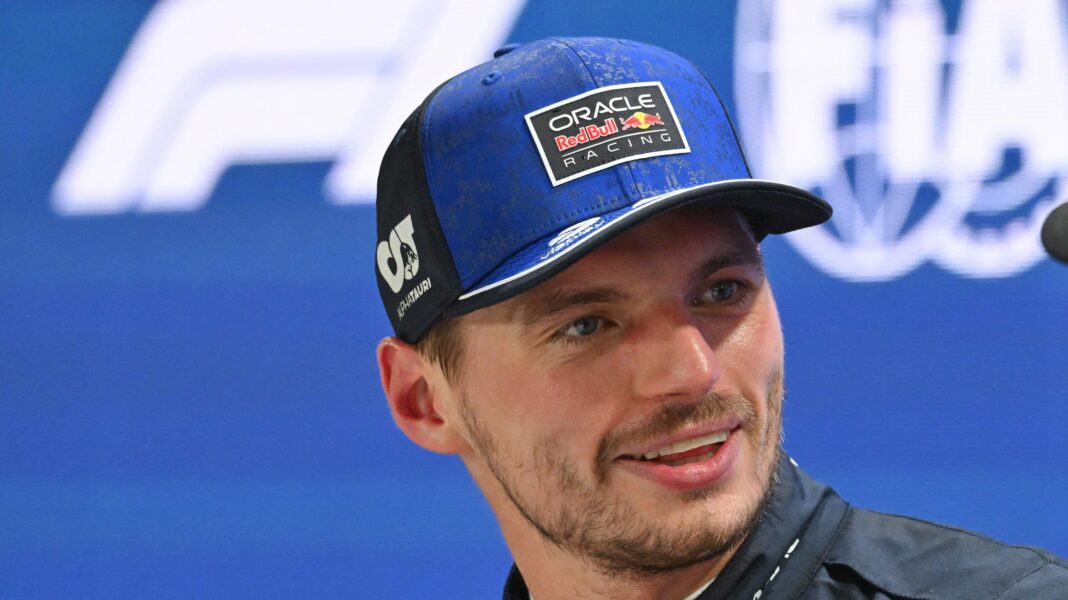Verstappen building major momentum as ‘no-one very happy’ at McLaren Max Verstappen smiling after taking pole position for the Singapore Grand Prix