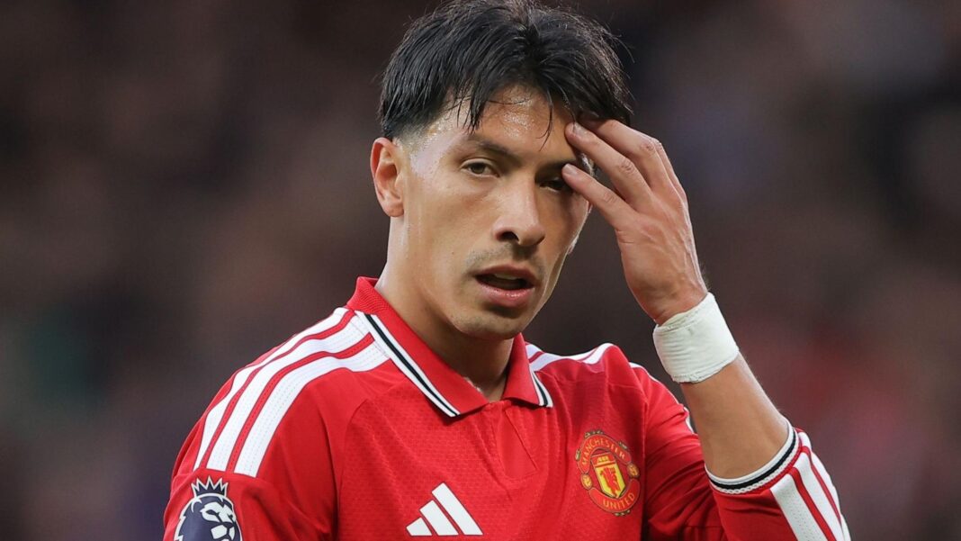 Manchester United defender Lisandro Martinez