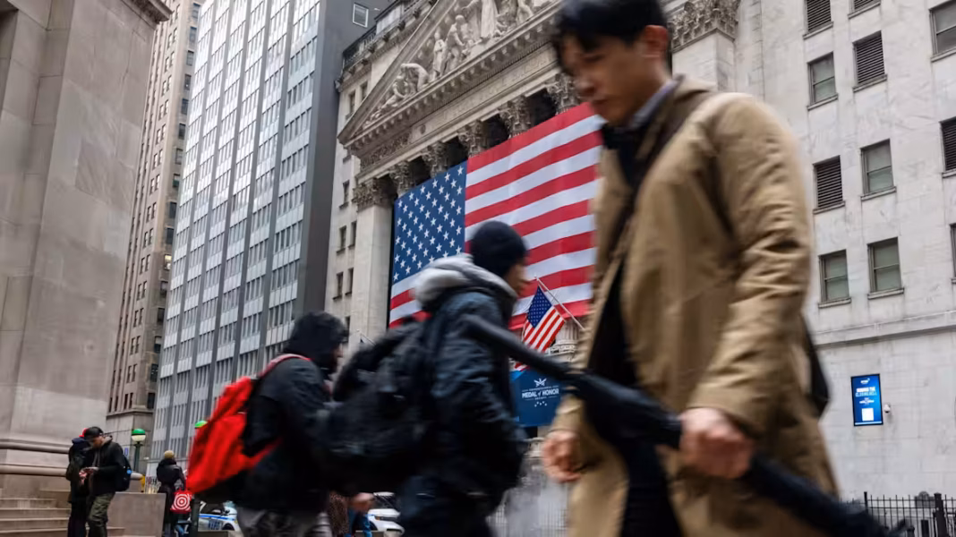 How a trillion-dollar hedge fund borrowing spree became Wall Street’s cash cow Httpsd1e00ek4ebabms cloudfront netproduction015e8073 0827 4020 9a2c bae51ed64f96