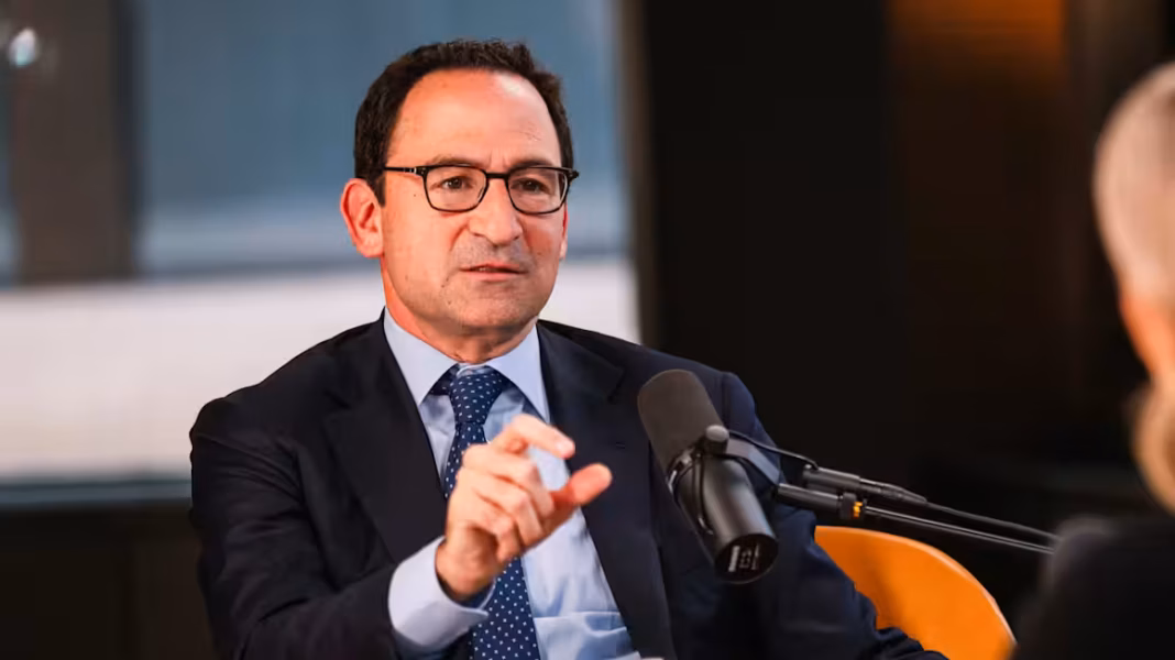 Blackstone cuts property valuations as higher rates hit returns Httpsd1e00ek4ebabms cloudfront netproductionc9a0fec5 a269 4e2d 9275 886ca87b4a99