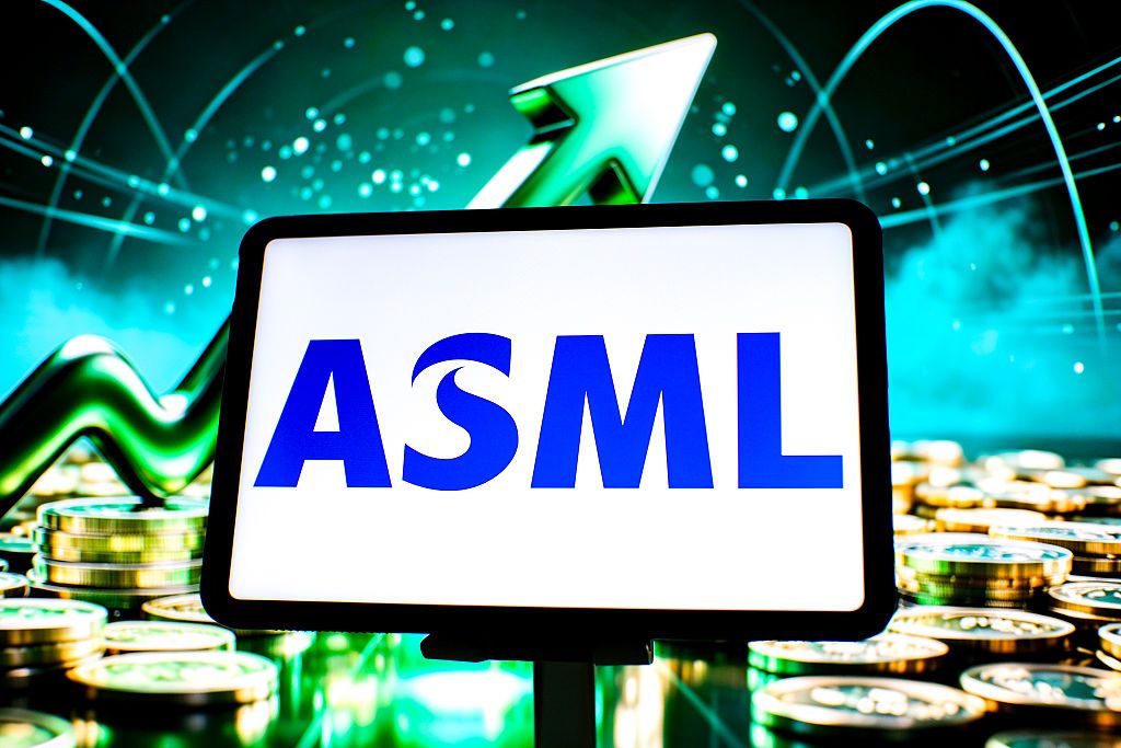 How Dutch start-up ASML rose to rule the world image
