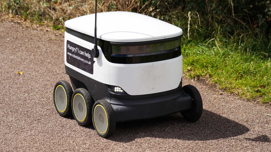 Living Streets calls for ban on delivery robots as trials spread image
