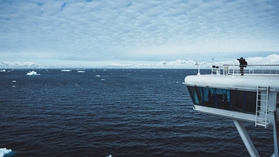 Planning an Antarctica Cruise Tour image