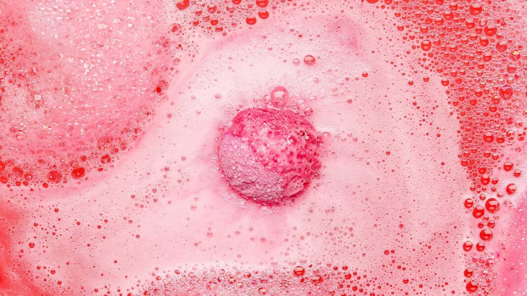 Why Bath Bombs Lose Their Fizz Before They Are Used image
