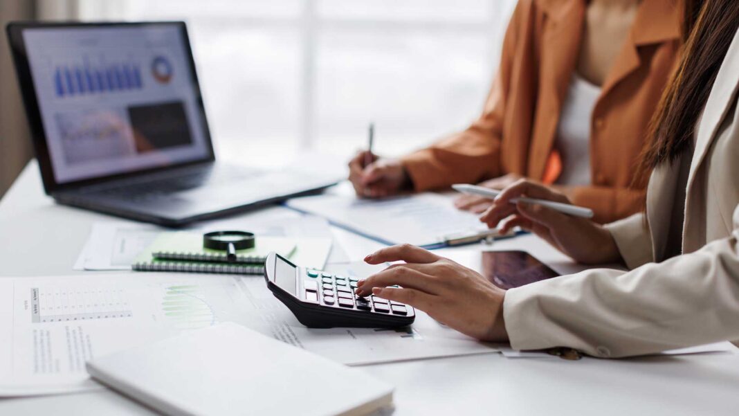 An Expert’s risk-first guide to AI in finance image