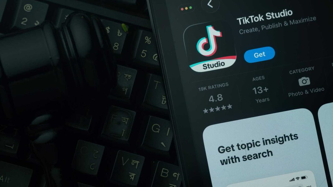Best Sites to Buy TikTok Followers, Views and Likes in the UK image