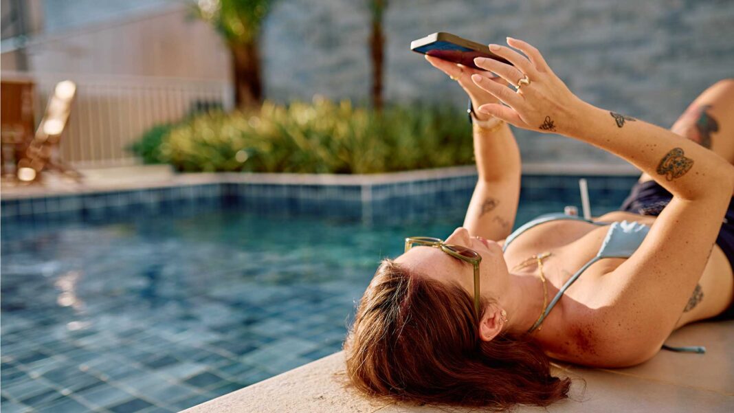 How an eSIM Europe Plan Makes Traveling Across Europe Easier image