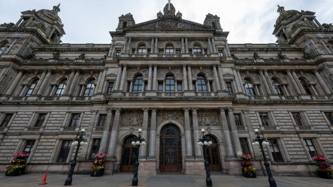 Skynews glasgow city chambers 7360681