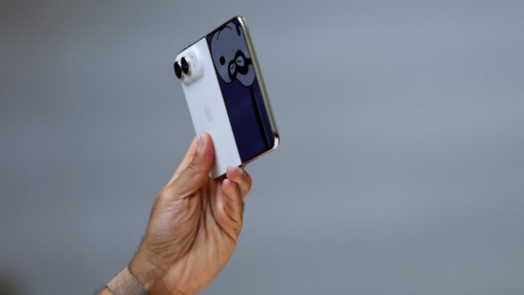 Skynews iphone duo apple iphone 7384320
