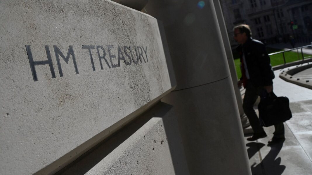 Former Goldman chief Sherwood leaves Britain amid tax hike fears Skynews treasury spending 6530389