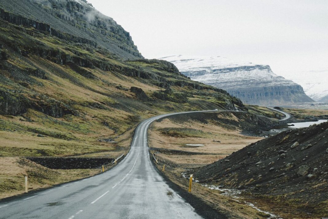 Renting a Car in Iceland: Everything You Need to Know for an Epic Road Trip Steveriot1 iceland 4587174