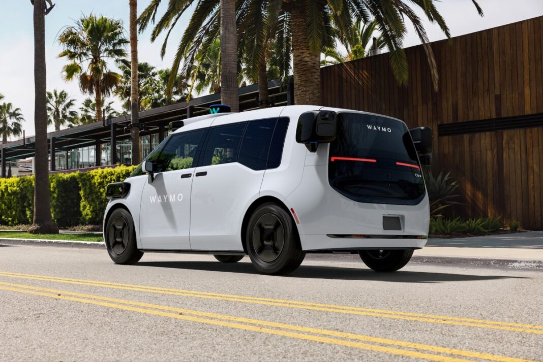 Waymo starts offering rides at the Las Vegas airport image